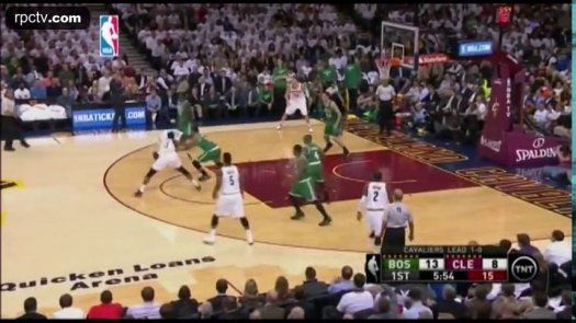 Con 30 de LeBron, los Cavs sacan ventaja 2-0 ante Boston