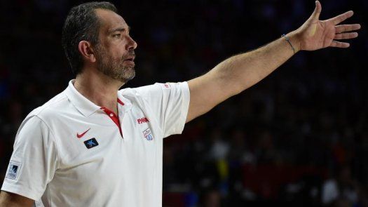 España admite que Francia preparó mejor el partido y Orenga descarta dimitir