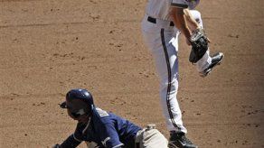 MLB: Padres 7