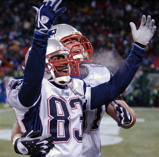 NFL: Branch practica con los Patriots