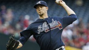 Bravos arrasan 10-1 a Diamondbacks; Upton destaca