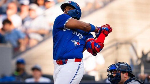 MLB: Azulejos apalean a Yankees en primer juego de la Serie Divisional