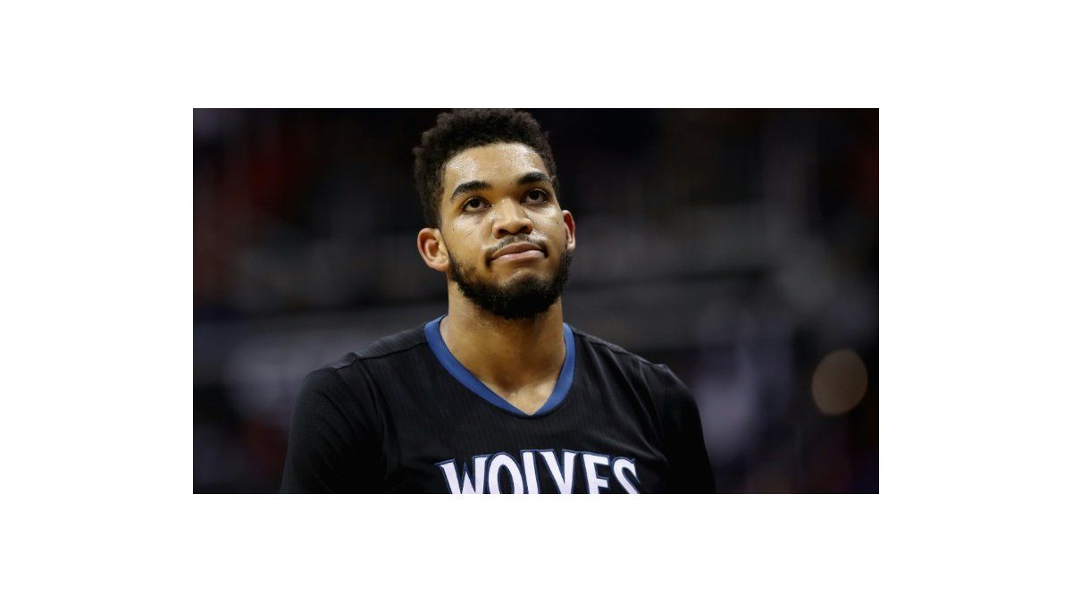 Un gran Westbrook no basta para ganar ante los Minnesota de Towns