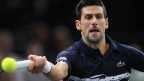 Djokovic y Garín se instalan en cuartos en París