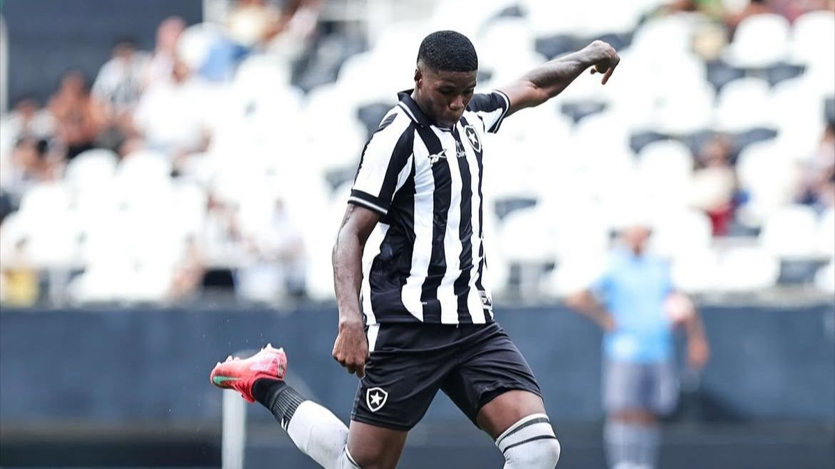 Kadir Barría convocado con Botafogo para medirse al Nacional Potosí en Libertadores Kadir Barría convocado con Botafogo para medirse al Nacional Potosí en Libertadores