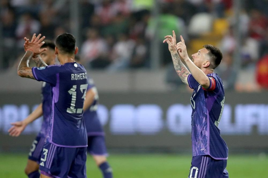 Lionel Messi sale titular para el Argentina vs Uruguay&nbsp;