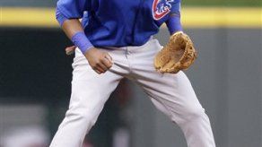 Cachorros convocan a prospecto y luce en su debut