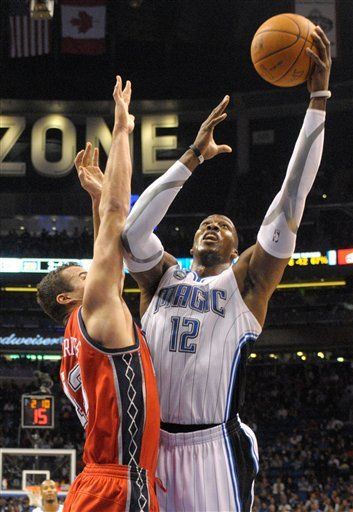 NBA: Magic 105, Nets 90; Howard aporta 30 puntos