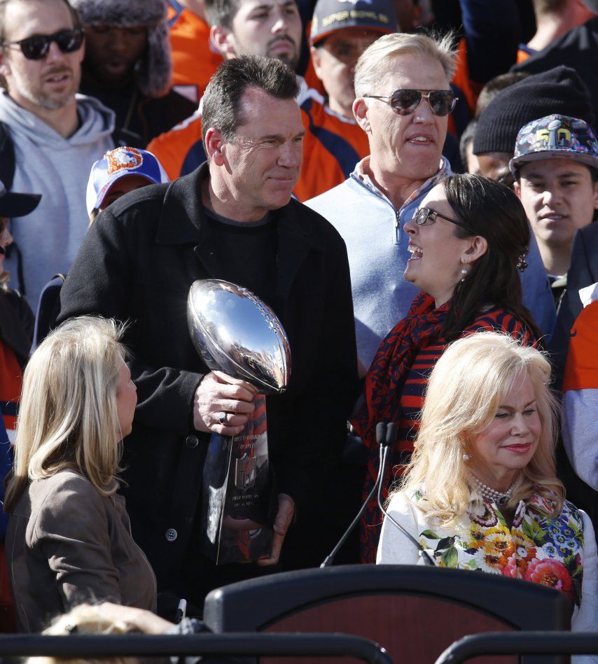 Denver festeja el campeonato del Super Bowl de los Broncos