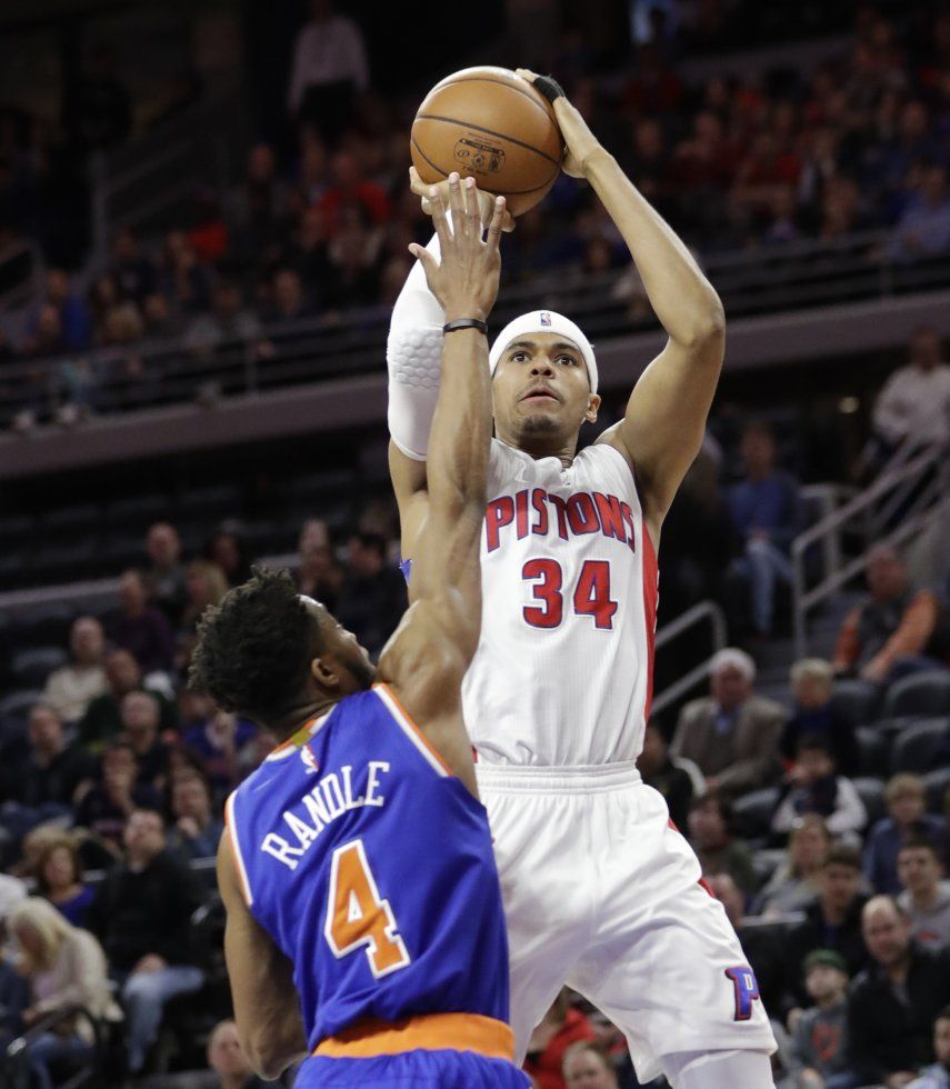 Pistons consiguen fácil triunfo sobre Knicks