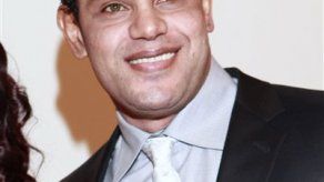 Sosa atribuye a crema el que su piel parezca más blanca