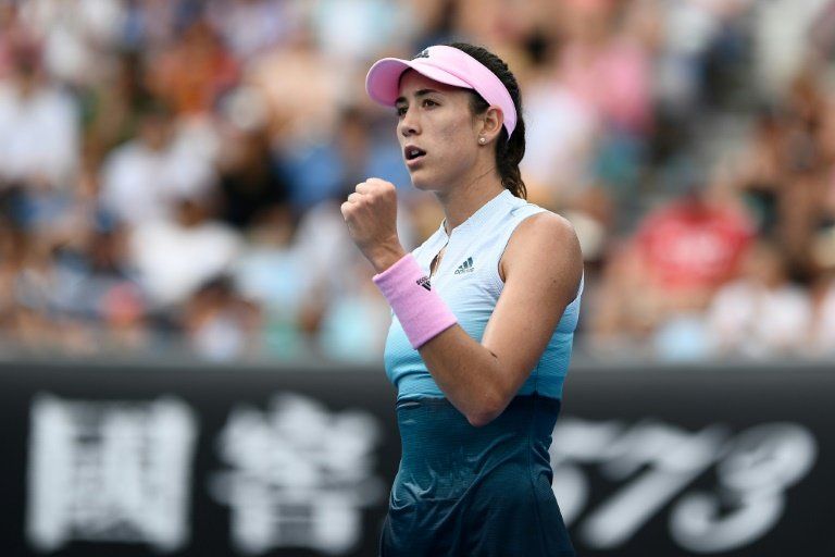 Las tenistas españolas Muguruza y Suárez ganan en el Abierto de Australia