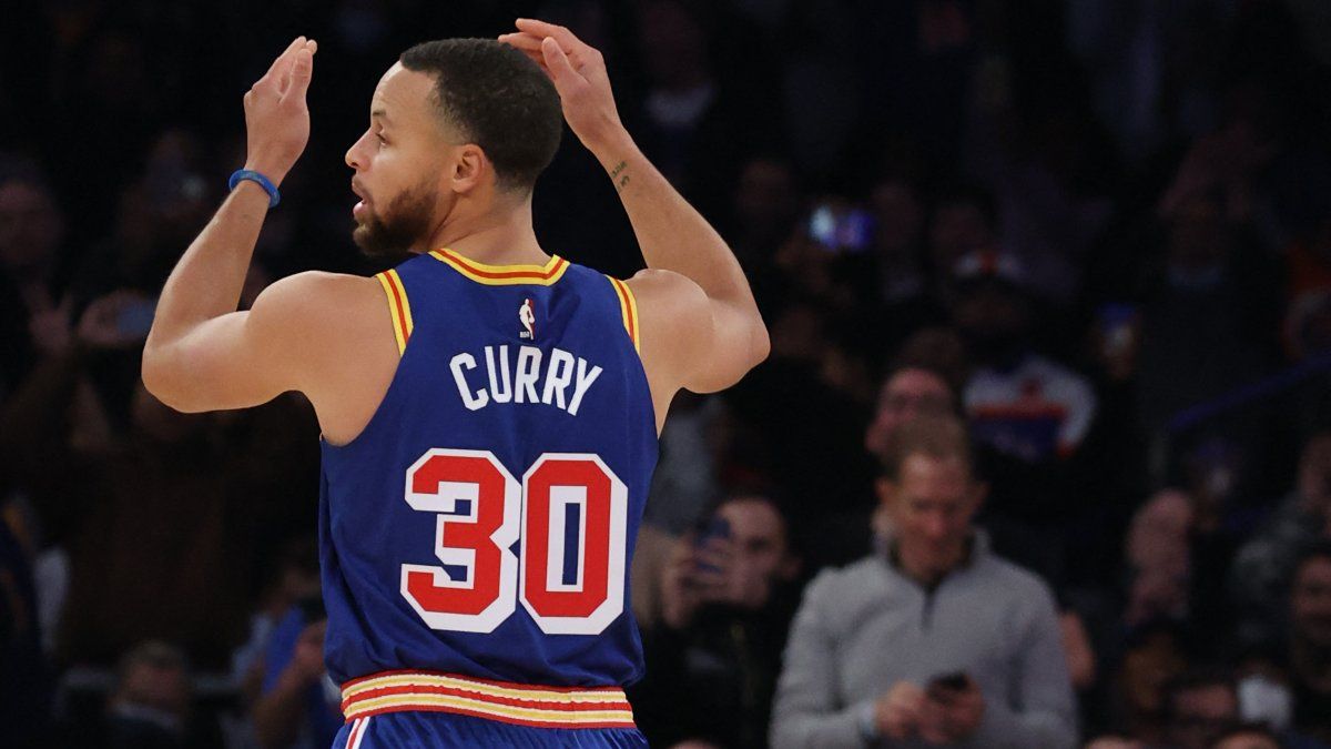 Stephen Curry, el nuevo rey de los triples en la NBA