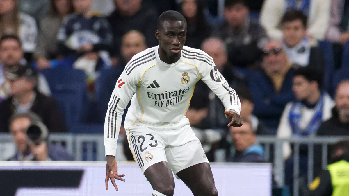 Ferland Mendy, operado con éxito de una lesión en el recto femoral