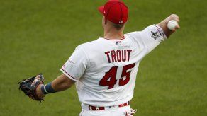 Homenajes a Skaggs en Juego de Estrellas