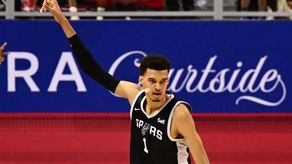 Victor Wembanyama se destaca con 27 puntos para los Spurs