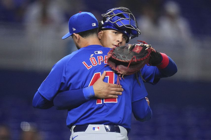 MLB: Miguel Amaya respondió con el madero en triunfo de los Cubs