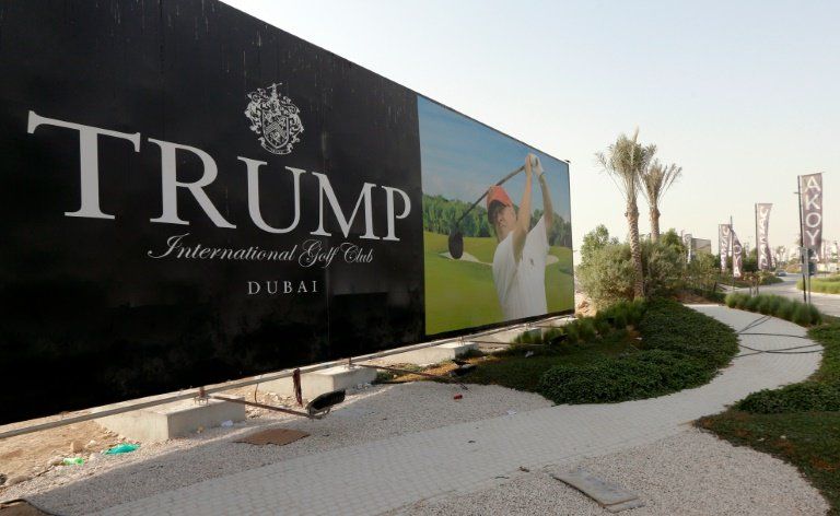 Trump alega riesgos del cambio climático para proteger un campo de golf