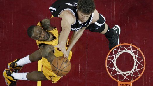 Cavs se sobreponen a mal inicio y vencen a Nets