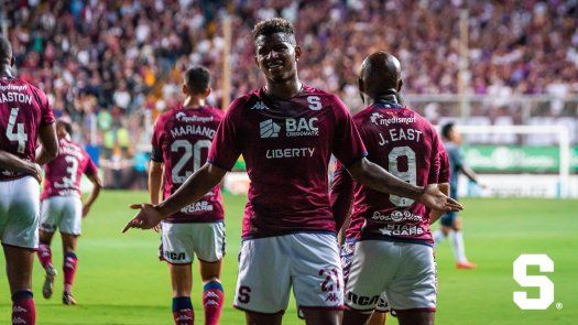 Fidel Escobar: Estoy viviendo mi mejor momento en el fútbol