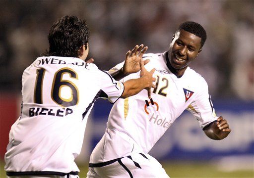 Sudamericana: Liga golea 5-1 a Fluminense y acaricia tí­tulo