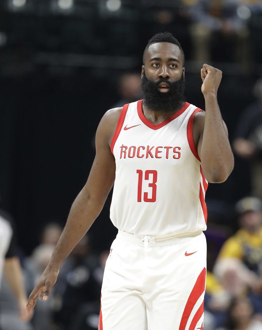 Harden anota 26 puntos y Rockets aplastan a Pacers