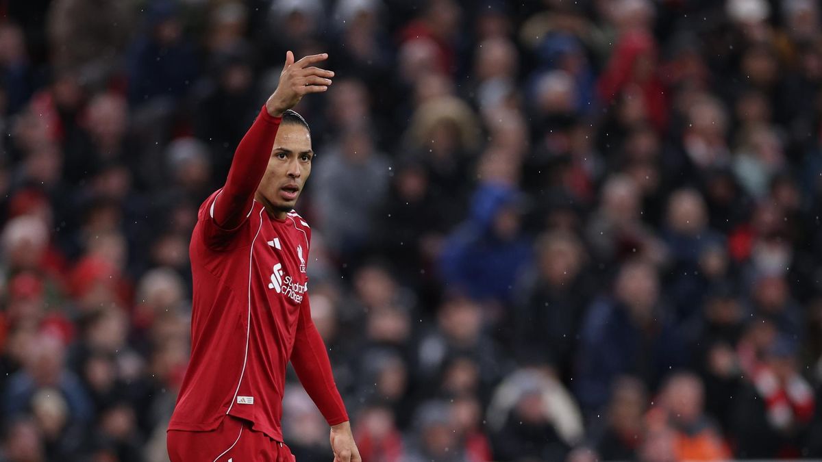 El Liverpool vence al Sunderland con gol de Van Dijk