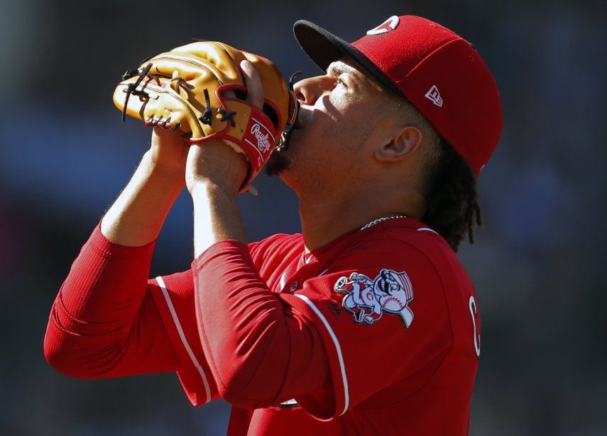 Cachorros cae 2-1 ante Rojos pero mantiene su ventaja