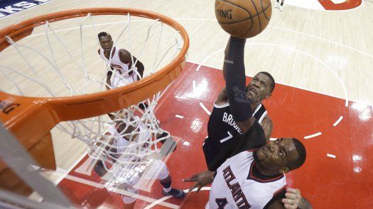 Millsap anota 19 y los Hawks contienen a los Nets