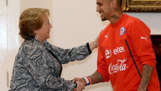 América: Rey Arturo, entero, pero fatigado