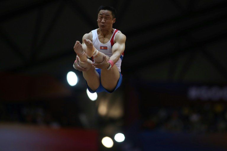 El norcoreano Ri Se-Gwang logra el título mundial en salto de potro