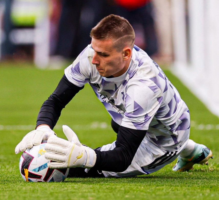 Real Madrid vs Barcelona: Andriy Lunin intenta hacer olvidar a Thibaut Courtois.&nbsp;