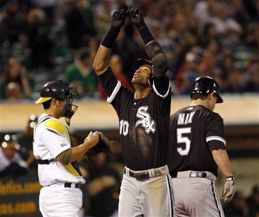 MLB: Medias Blancas 8, Atléticos 7, 10 innings; Ramí­rez jonronea