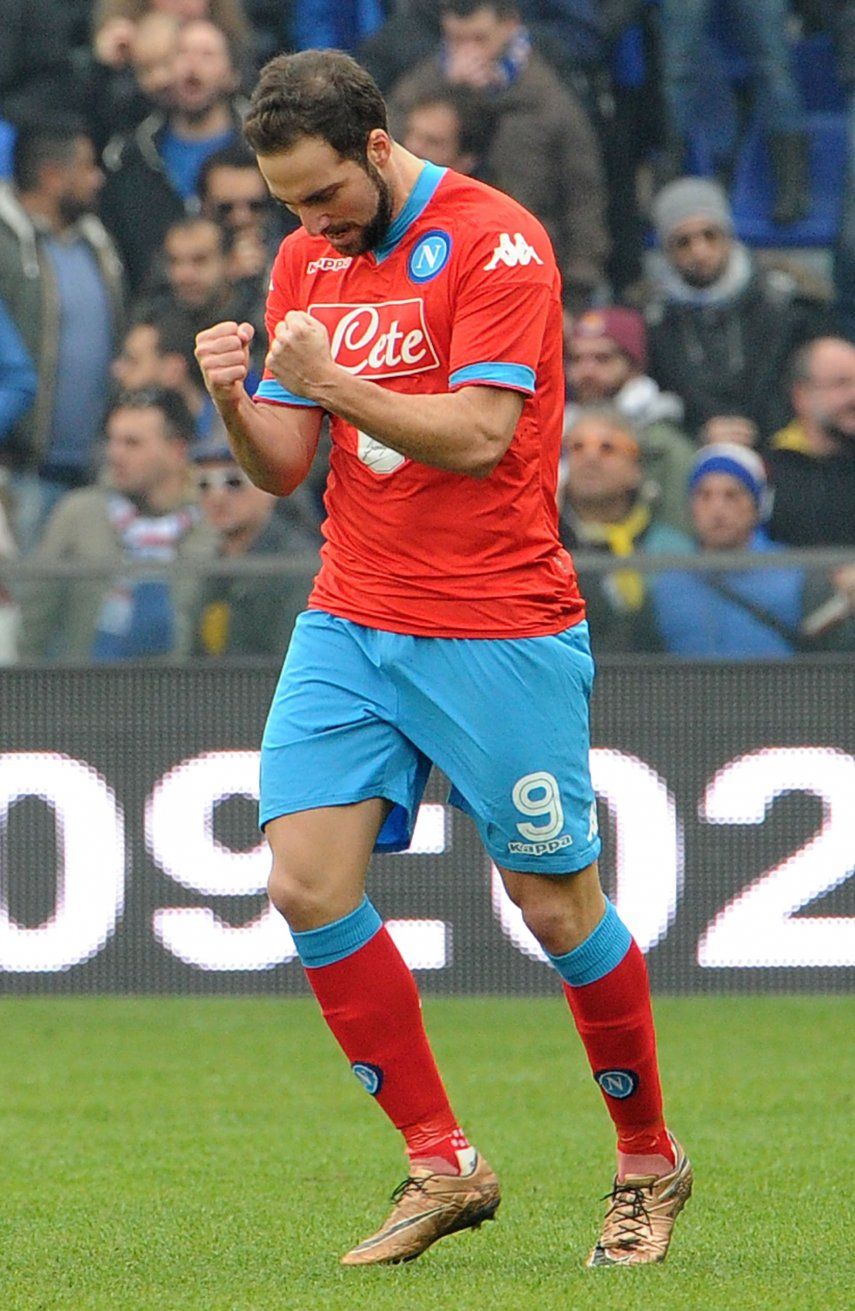 Napoli vence a Sampdoria y extiende ventaja en Serie A