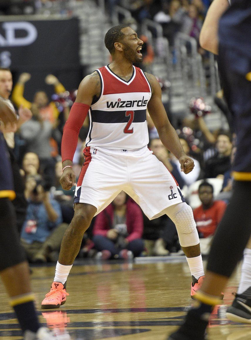 Con doble doble de Wall, Wizards vencen a Pacers