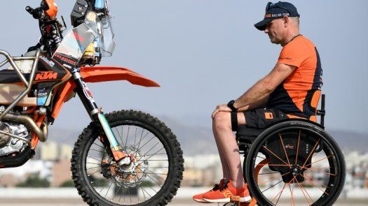 Las playas de Lima vibran con ruido de los motores del Dakar-2019