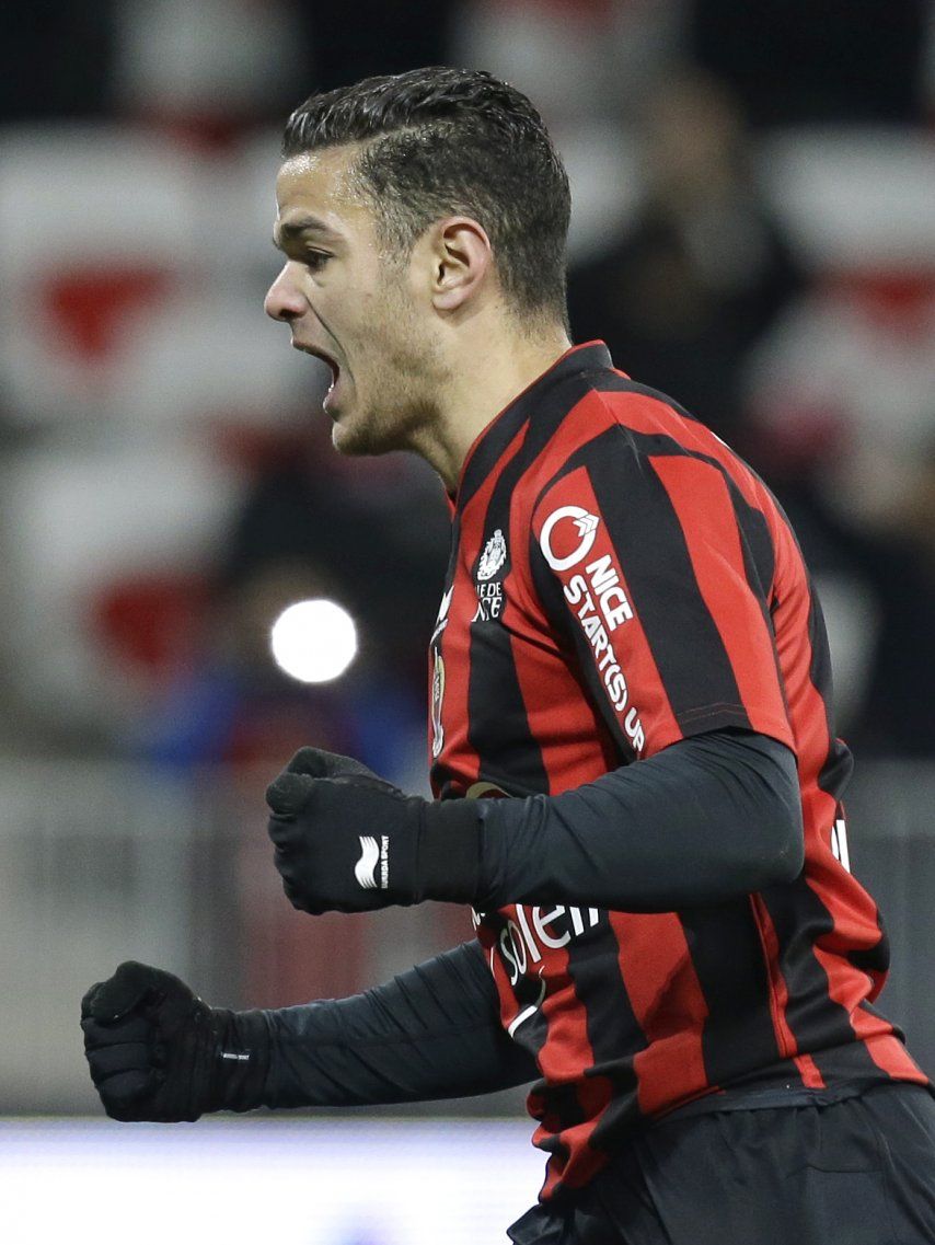 Francia: Niza remonta al final para vencer 2-1 a Angers