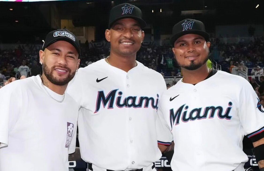 MLB: Christian Bethancourt compartió con Neymar Jr en el loanDepot park