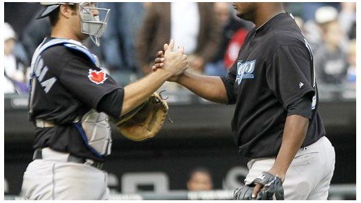 MLB: Azulejos 3, Medias Blancas 2; boletos decisivos en la 9na