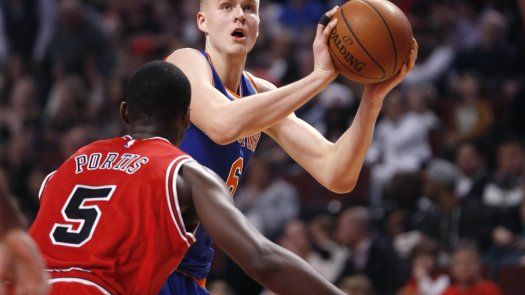 Porzingis brilla con 25 puntos, Knicks derrotan a Chicago