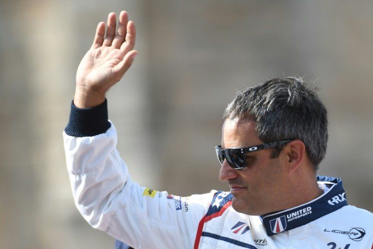 El colombiano Montoya no descarta la Triple Corona del automovilismo