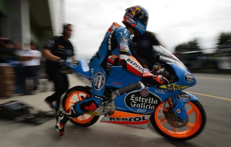 Alex Rins gana la carrera de Moto3 en Gran Bretaña