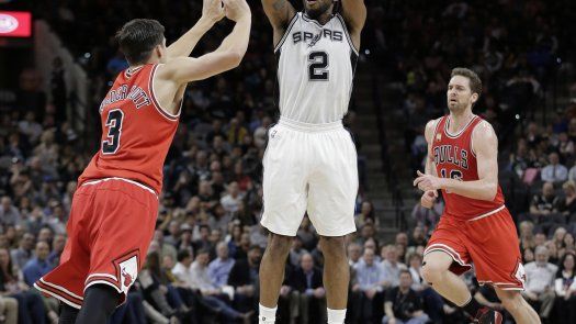 Con 29 de Leonard y 26 de Aldridge, Spurs vencen a Bulls