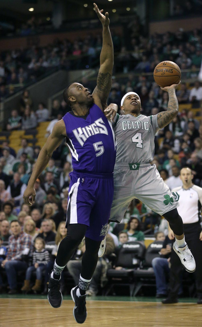 Avery Bradley guía a Celtics a victoria sobre Kings
