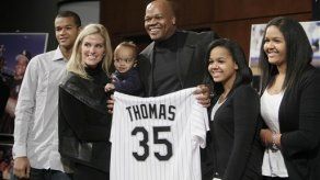 Frank Thomas anuncia su retiro del béisbol
