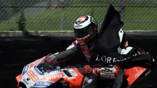 Jorge Lorenzo renace un año y medio después para ganar el GP de Italia