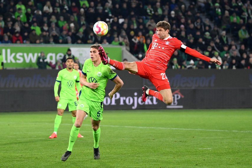 Bayern Múnich recupera la punta tras ganar al Wolfsburgo