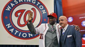 Nacionales negociaron simultáneamente con Baker y Black