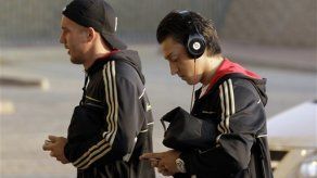Mundial: Podolski se ausenta de práctica por precaución