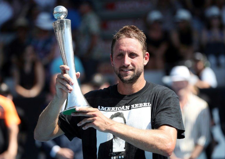 Estadounidense Sandgren gana en Auckland y consigue su primer título